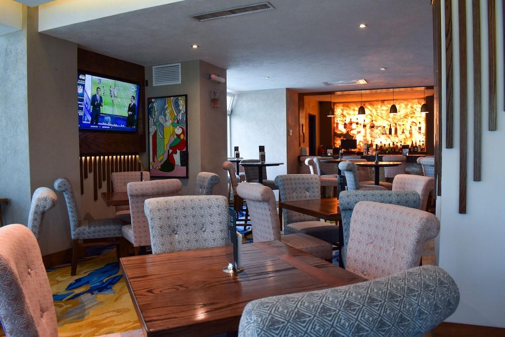 גואדלחארה Hotel Portobelo מראה חיצוני תמונה